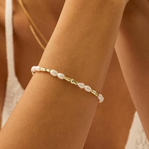 Neiman Marcus 18K Gold Plated Beaded Freshwater Cultured Pearl Bracelet - Picture 1 of 3